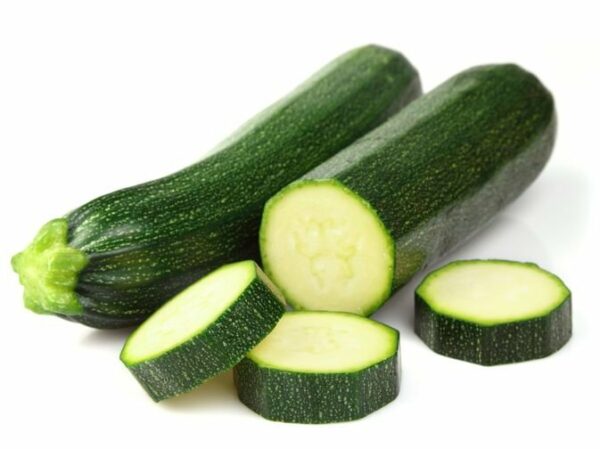 one whole courgette one sliced
